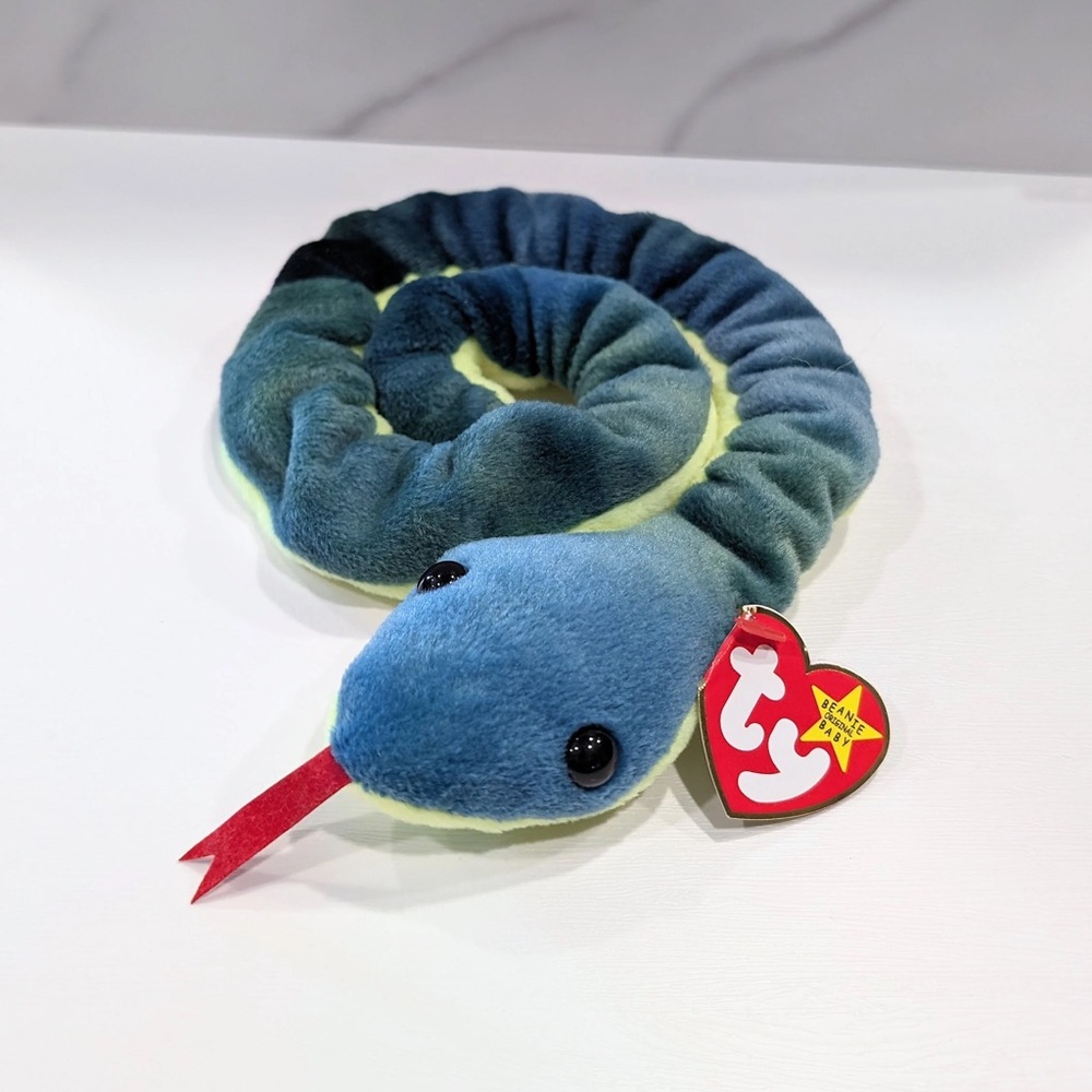 Hissy the Snake
